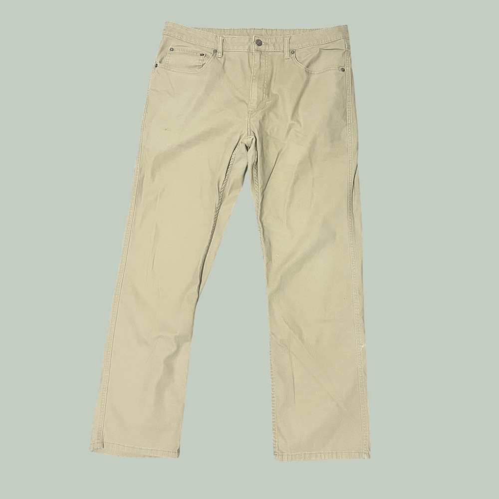 Magellan Outdoors Water Repellent Khaki Pants Mens 34x32 Straight Leg Stretch